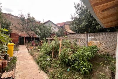 Lugoj, Casa 130 Mp. Teren 250 Mp. Central, Zona ZERO - 16