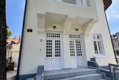 Casă individuală cu 11 camere cu Canalizare în Capitale - 3