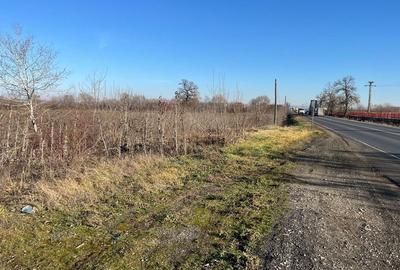 Teren intravilan, Săcădat, 27 921 mp. 9,5 Euro/mp. Comision 0. Teren intravilan, Săcădat, 27 921 mp. 9,5 Euro/mp. Comision 0. - 9