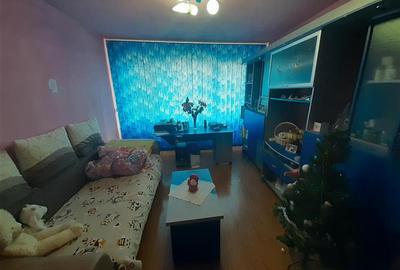Apartament cu 2 camere decomandat în Micro II - 21