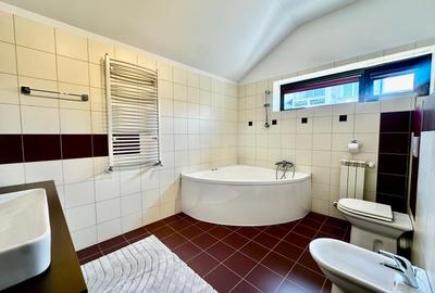 Vila eleganta 360 mp, P+1, teren generos, jacuzzi și garaj – complex exclusivist - 16