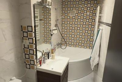 Apartament cu 4 camere decomandat în Central - 1