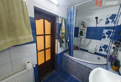Apartament cu 2 camere decomandat, cladire istorica - Sinaia - 15