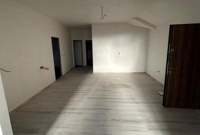 Apartament cu 4 camere decomandat în Decebal - 10