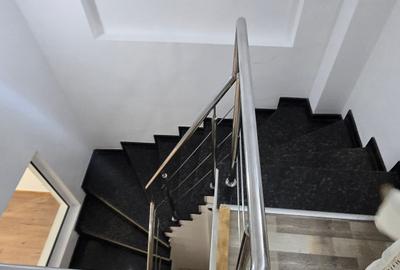 Casă cu 5 camere cu Canalizare în Vitan Mall - 6