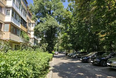 Apartament cu 2 camere decomandat în Lujerului