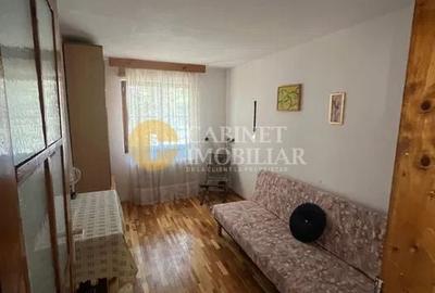 Casă individuală cu 4 camere cu Canalizare în Tătărași - 13