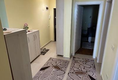 Apartament cu 3 camere decomandat, mobilat în Braytim