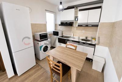 Apartament cu 2 camere semidecomandat, mobilat în Bună Ziua
