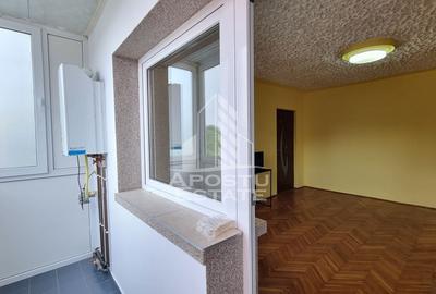 Apartament 4 camere, decomandat, etaj intermediar, Calea Lipovei - 6