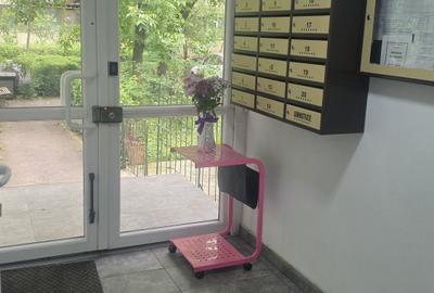 Apartament cu 3 camere semidecomandat în Titan - 3