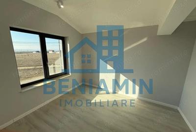 Casă cu Teren 330 Mp în Preajba - 5