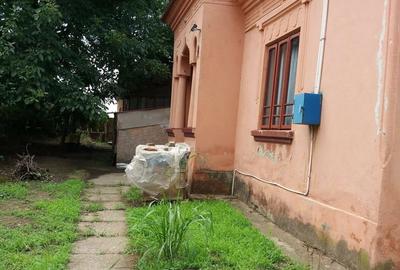 Casă cu 4 camere în Poiana Mare - 1