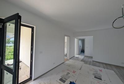 Casa cu garaj Lilieci- teren 540m, canalizare, apa, gaz. - 6