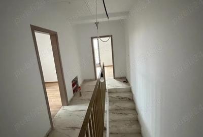 Casă cu Teren 370 Mp în Săcălaz - 5