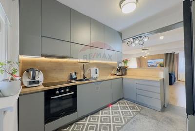 Casa / Vila 5 camere,piscina Cart.Orizont 2 zona Metropolitana Oradea - 7