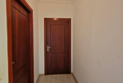 Apartament cu 3 camere decomandat, mobilat în Peninsula - 12