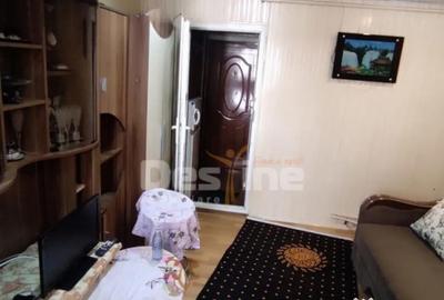 Garsonieră decomandată în Galata