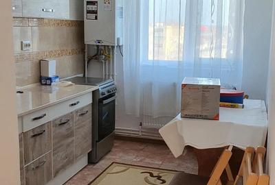 Apartament cu 3 camere decomandat în Nord - 1