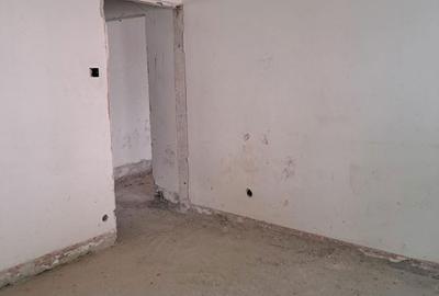 Apartament cu 2 camere decomandat în Carpați 2 - 3