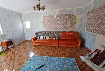 Casă cu 2 camere cu Teren 150 Mp în Central - 5