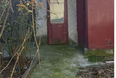 Casă cu 4 camere cu Canalizare în Semicentral - 33