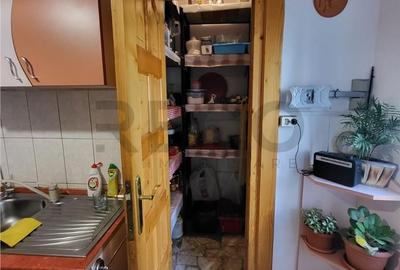 Apartament cu 3 camere decomandat în Valenta - 20