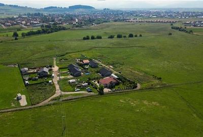 Casa noua pe parter,salon generos,terasa, pod mansardabil,teren 476mp,Sanpetru B - 14