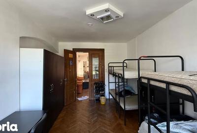Casă cu 7 camere cu Teren 130 Mp în Centrul Istoric - 9