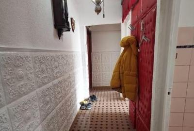 Apartament de vânzare cu 3 camere, zona KM 4-5 - 3