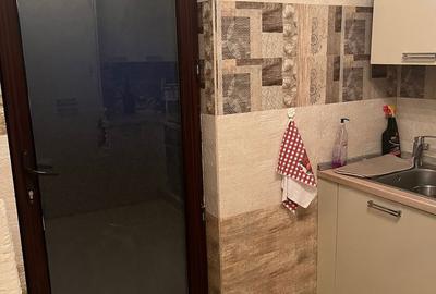 Casă cu 6 camere cu Teren 255 Mp în Central - 8