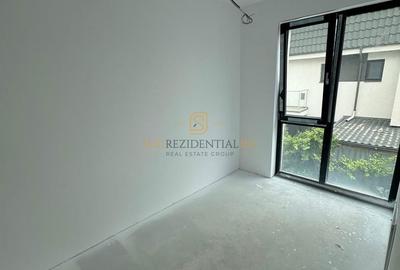 Casă cu 6 camere cu Canalizare în Central - 6