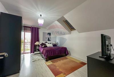 Vila de vanzare pe Str.Strugurilor/Terezian - 5