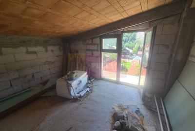 Pensiune de vanzare in Azuga - 37