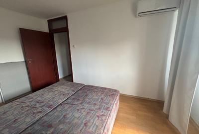 Apartament cu 3 camere decomandat în Văcăresti - 6
