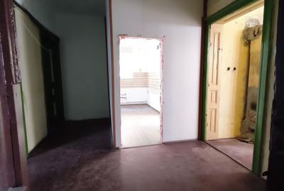 Apartament cu 3 camere decomandat în Peninsula - 6