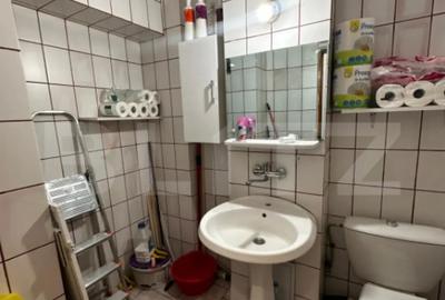 Apartament cu 4 camere decomandat în Calea București - 8