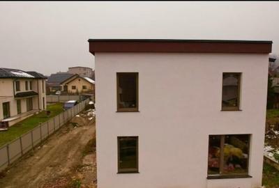 Casa / Vila ( P + E ) - Zona Burdujeni - 5