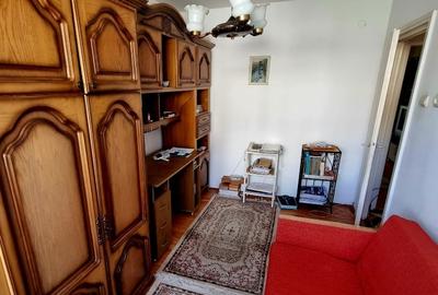 Apartament cu 3 camere decomandat în Moroasa 1 - 3