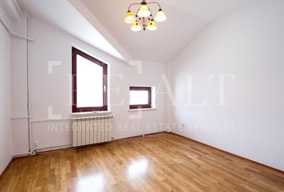 Casă cu 8 camere cu Canalizare în Floreasca - 35