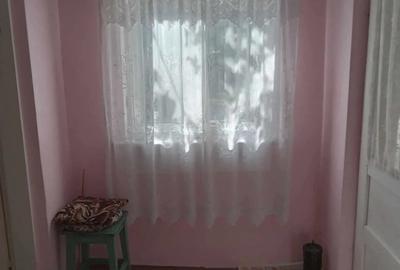 De inchiriat o camera la curte. - 6