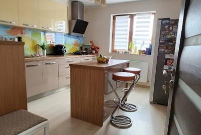 Vilă P+E+M, 5–7 camere | Alee privată | Lumina – zonă centrală - 2