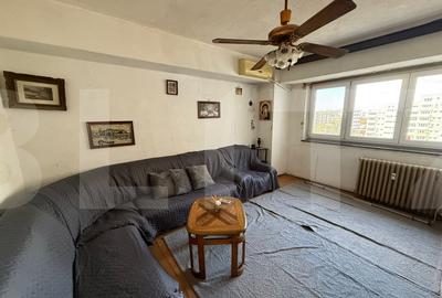 Apartament cu 3 camere decomandat, mobilat în Banu Manta