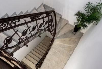 Apartament cu 8 camere semidecomandat, mobilat în Armeneasca - 39