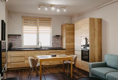 Apartament cu 2 camere decomandat în Ultracentral