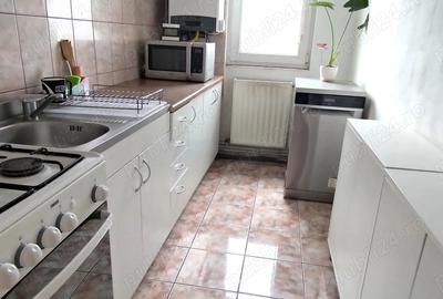 Proprietar, vand Apartament 2 camere, 40mp, Brasov - 2