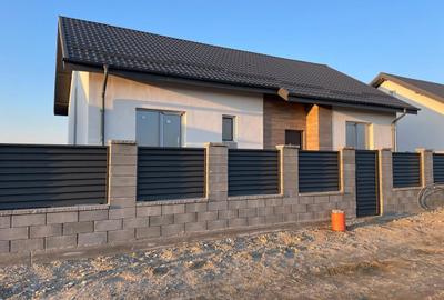 Casă cu 4 camere cu Teren 400 Mp în Domnești - 14