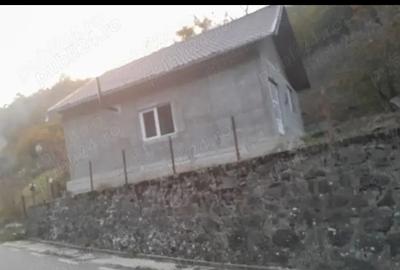 Casă cu 2 camere cu Teren 1400 Mp în Criș - 3