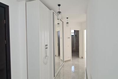 Apartament cu 3 camere decomandat în Central - 1