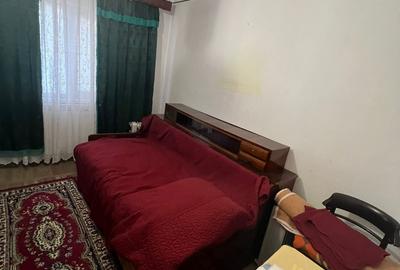 Apartament 3 camere etajul 1/8 în Zona Km 0, decomandat 67 mp Apartament 3 camere etajul 1/8 în Zona Km 0, decomandat 67 mp - 4